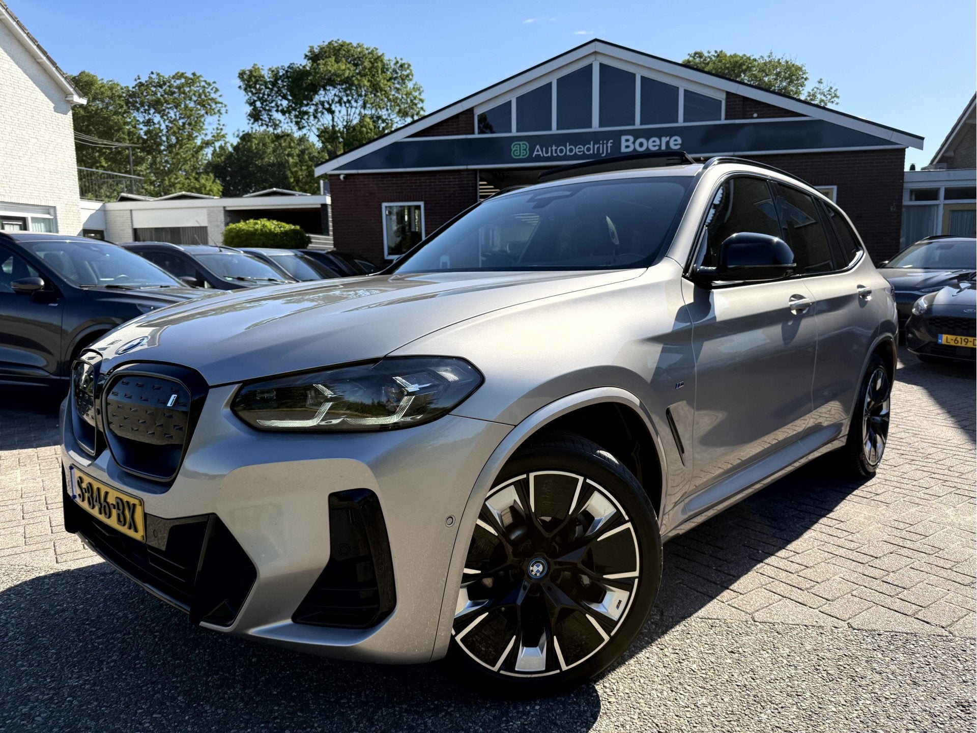 BMW iX3 High Executive M-Sport 80 kWh SOH 92.9%, Vol Opties!, Auto's, Automaat, Achterwielaandrijving, Gebruikt, 750 kg