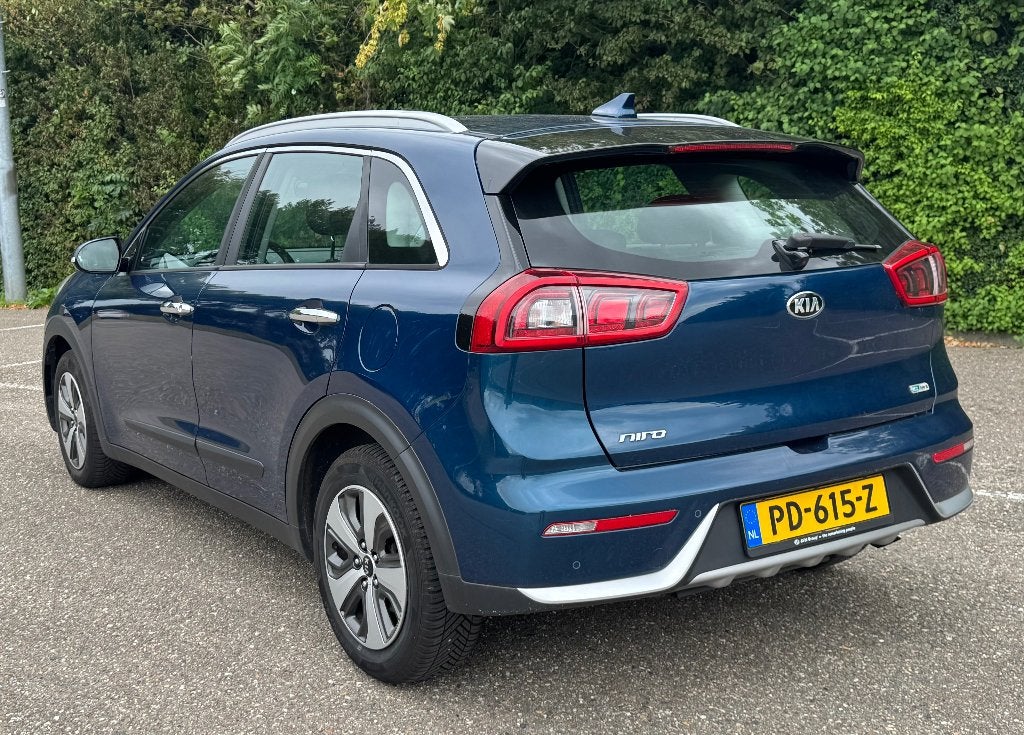 Foto 5 van Kia Niro Hybrid DynamicLine | Automaat | CarPlay | Camera