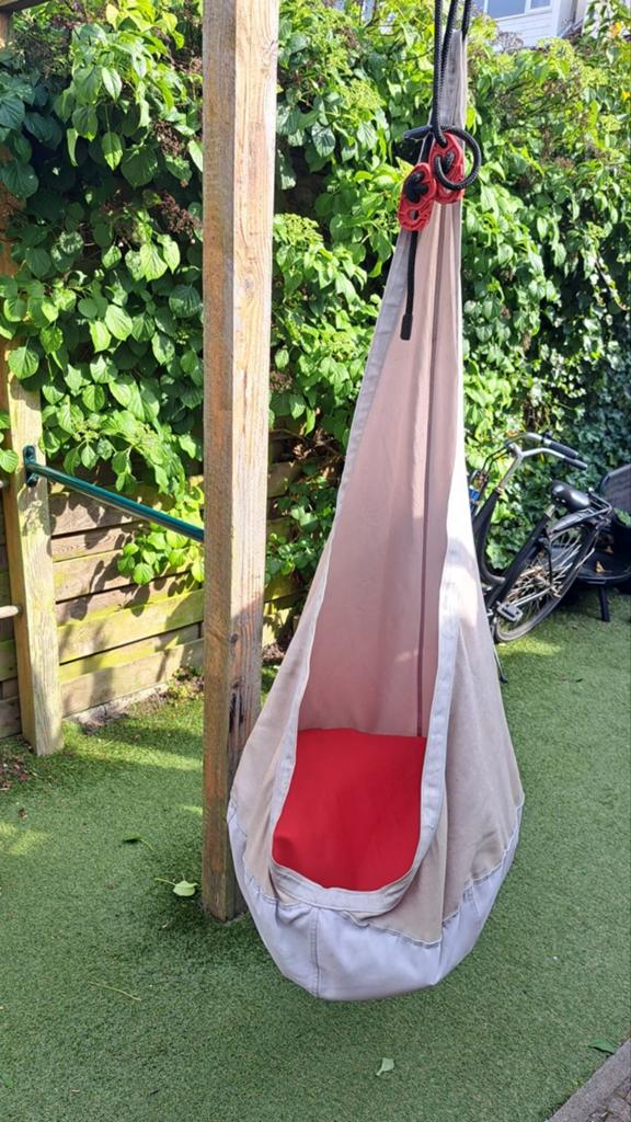 Hangstoel ikea voor kinderen, 1.70m hoog, Kinderen en Baby's, Speelgoed | Buiten | Speeltoestellen, Ophalen, Gebruikt, Overige typen