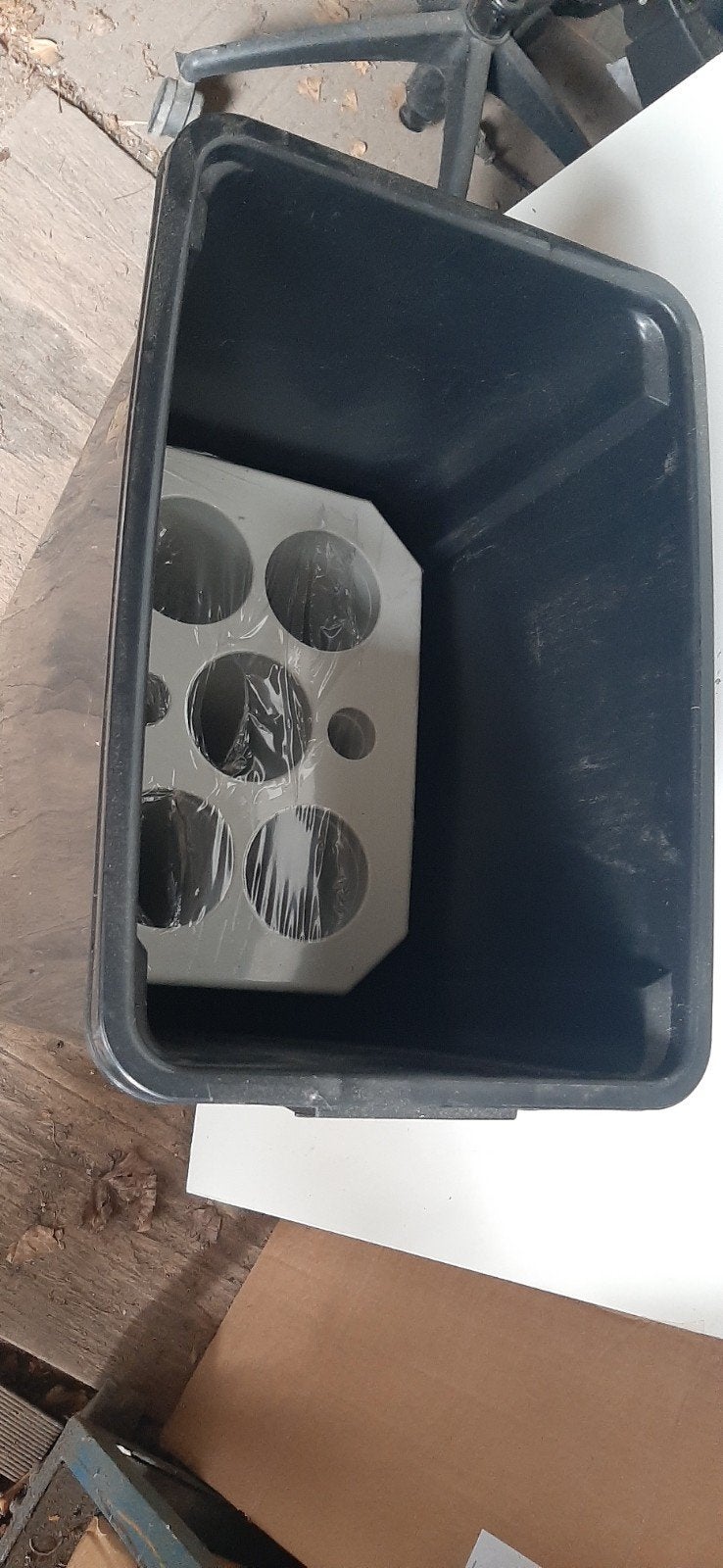 Afvalbak / bekerbak, 40 liter of meer, Ophalen, Nieuw, Kunststof