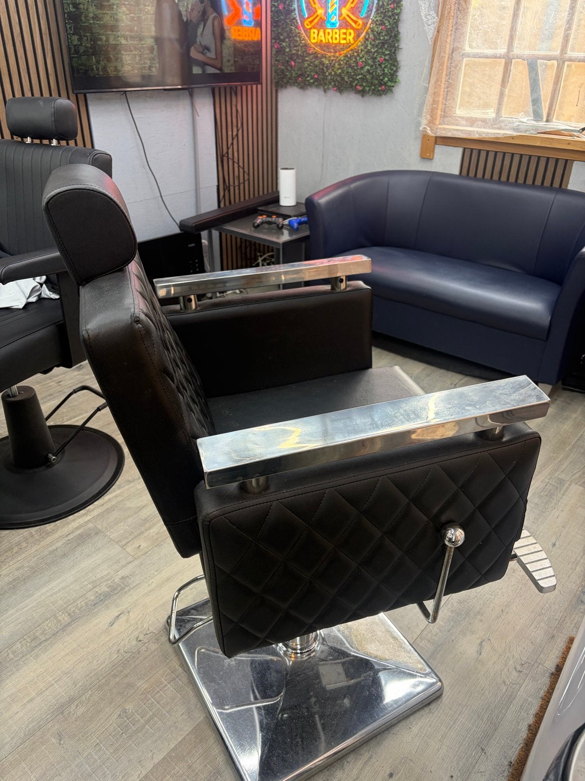 Luxe kappersstoel / barbierstoel - Zwart leer, Gebruikt, Zwart, Leer, Ophalen of Verzenden