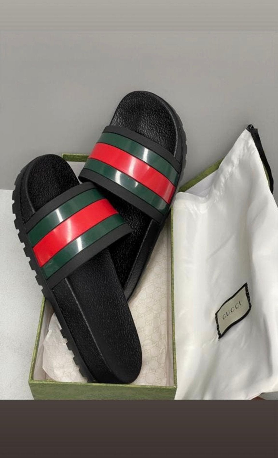 Gucci slippers, Ophalen of Verzenden, Zo goed als nieuw