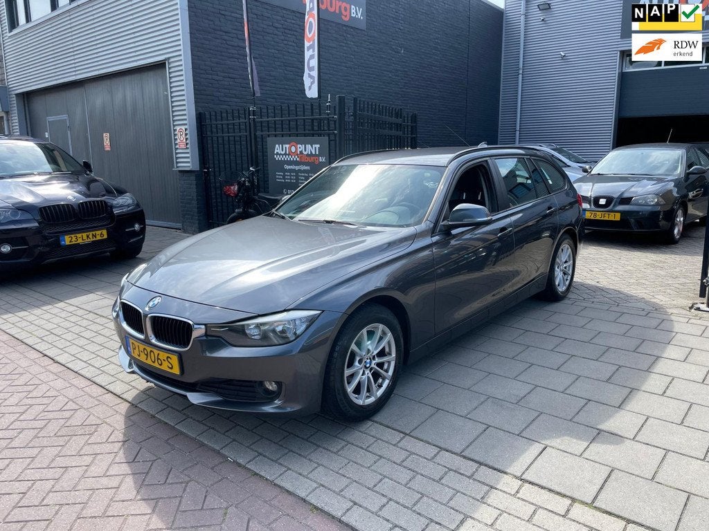 BMW 3-serie Touring 316d High Executive Navi Airco PDC NAP A, Auto's, BMW, Automaat, Achterwielaandrijving, 4 cilinders, 116 pk
