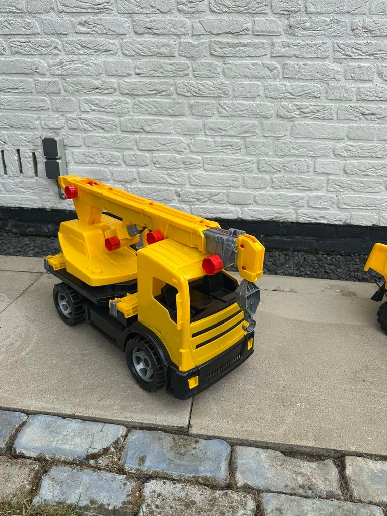 Kraanwagen lena toys, Kinderen en Baby's, Speelgoed | Speelgoedvoertuigen, Ophalen of Verzenden, Zo goed als nieuw