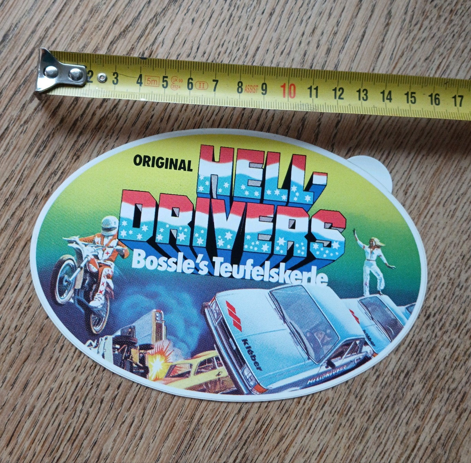 Sticker Original Hell Drivers Bossle's Teufelskerle Duits, Ophalen of Verzenden, Zo goed als nieuw