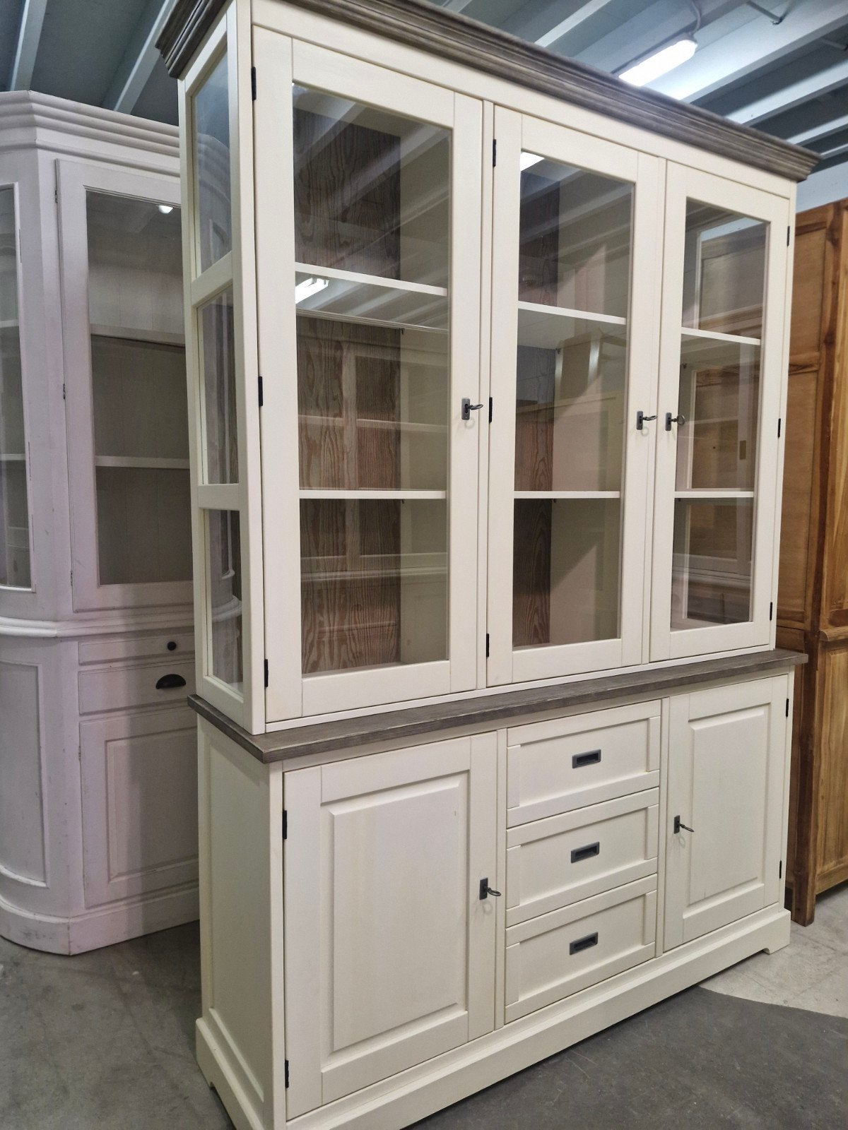 Een mooie buffetkast, Ophalen, -, 200 cm of meer, -