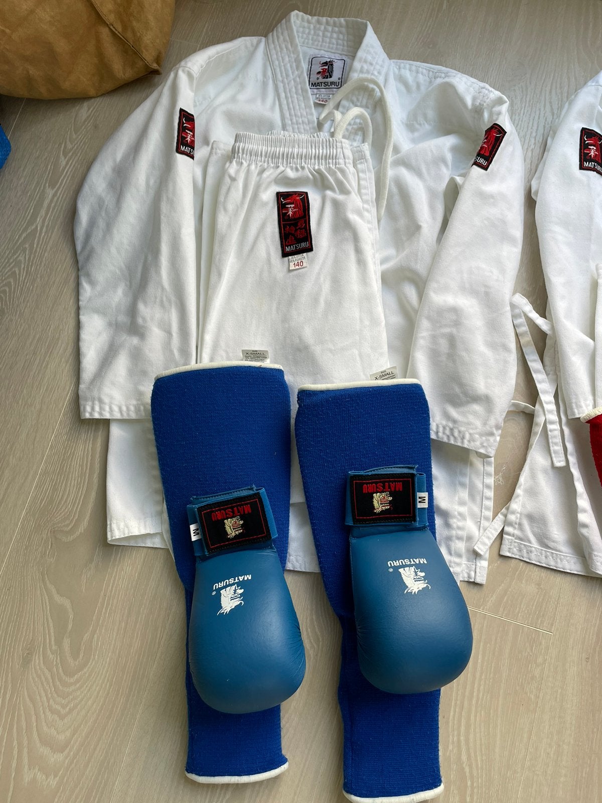 Complete Matsuru karate set – maat 140, Gebruikt, Maat XS of kleiner, Vechtsportpak, Ophalen of Verzenden