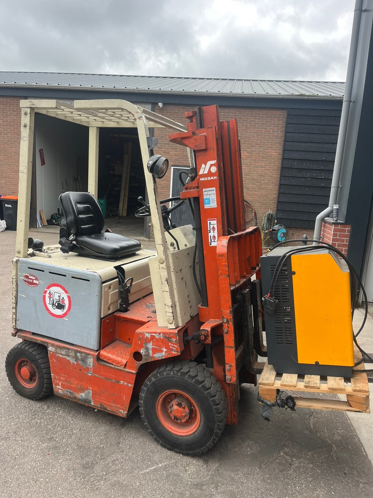 Heftruck 1500 kg, Zakelijke goederen, 1000 tot 2000 kg, Ophalen, Elektrisch, Heftruck