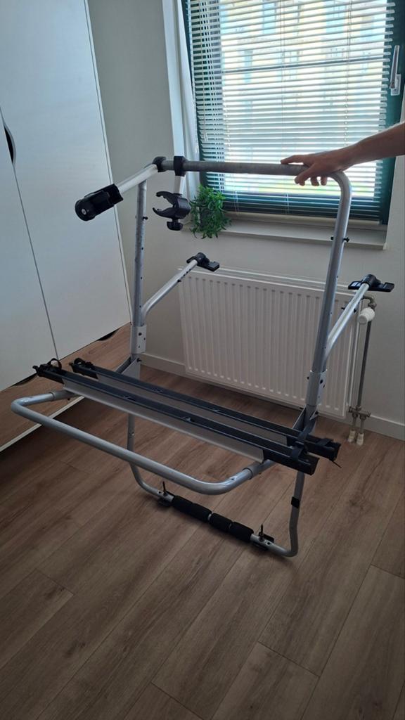 Fietsendrager voor auto zonder trekhaak: Thule Backpac Kit15, Ophalen, Gebruikt, Achterklepdrager