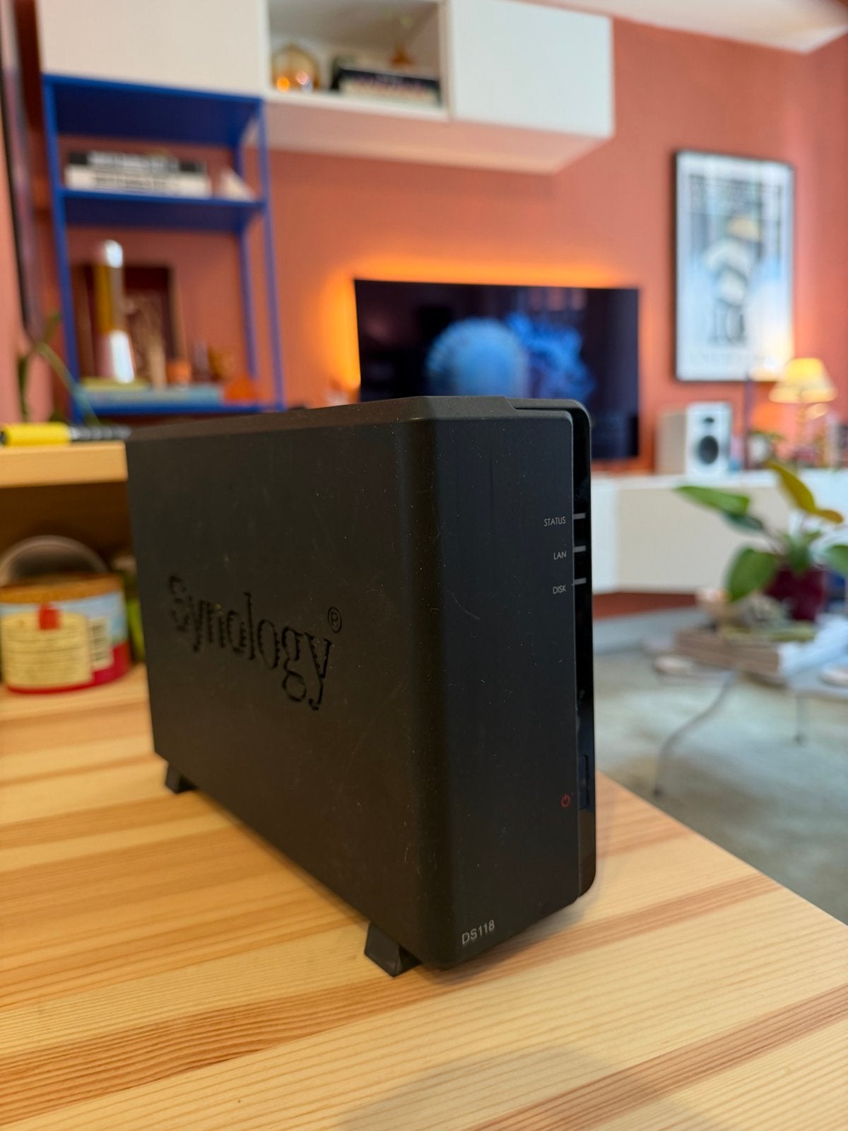 Synology DS118 NAS met 1TB SSD, Computers en Software, Ophalen of Verzenden, Zo goed als nieuw