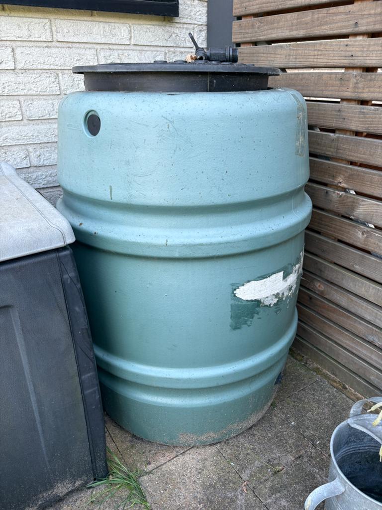 Gratis regenton, Tuin en Terras, Regentonnen, Ophalen, Kunststof, Gebruikt, Met kraantje