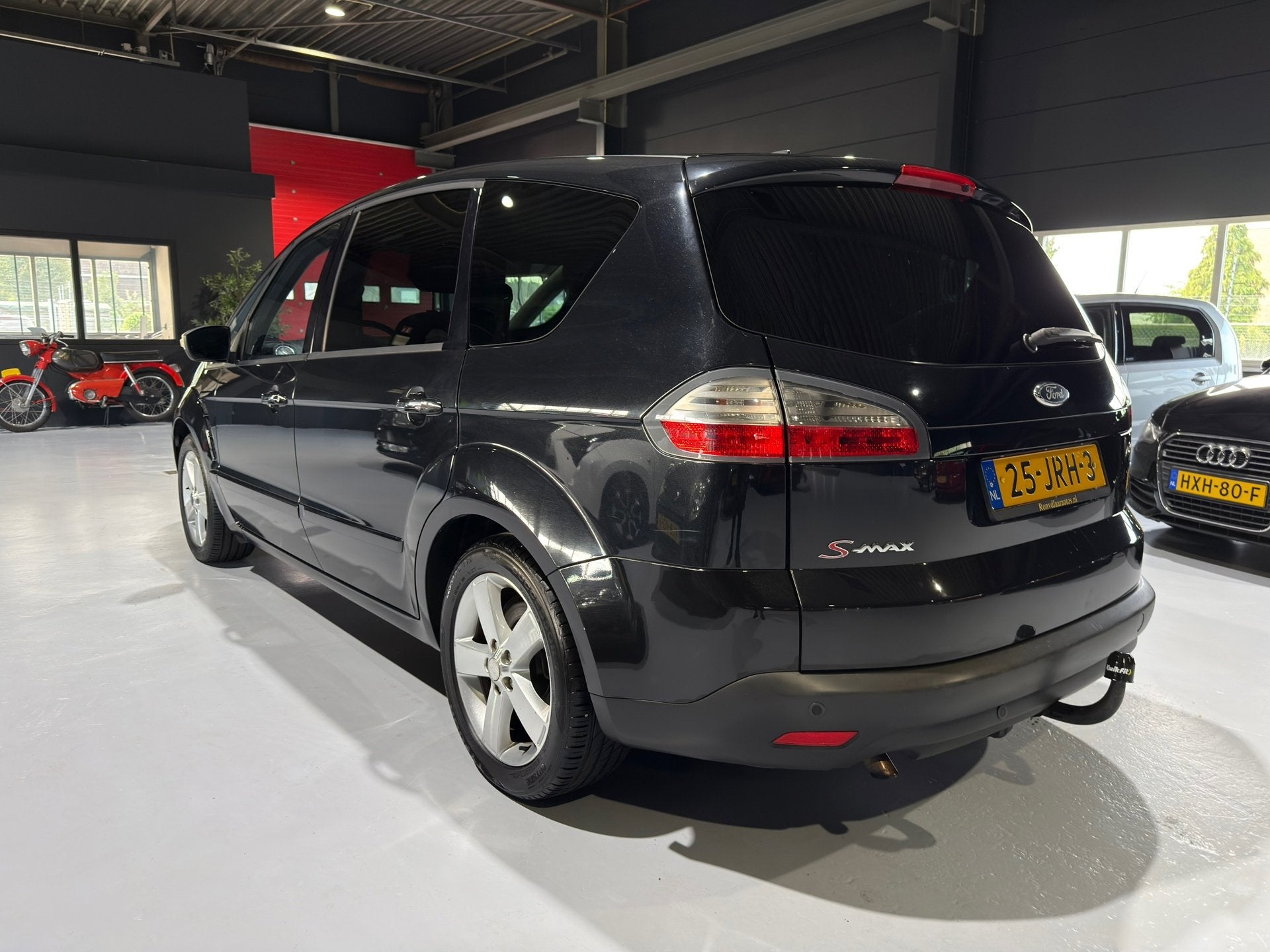 Ford S-Max 2.0 Titanium Dealeronderhouden | PDC |Trekhaak|BT, Auto's, Ford, Voorwielaandrijving, Dealer onderhouden, Gebruikt