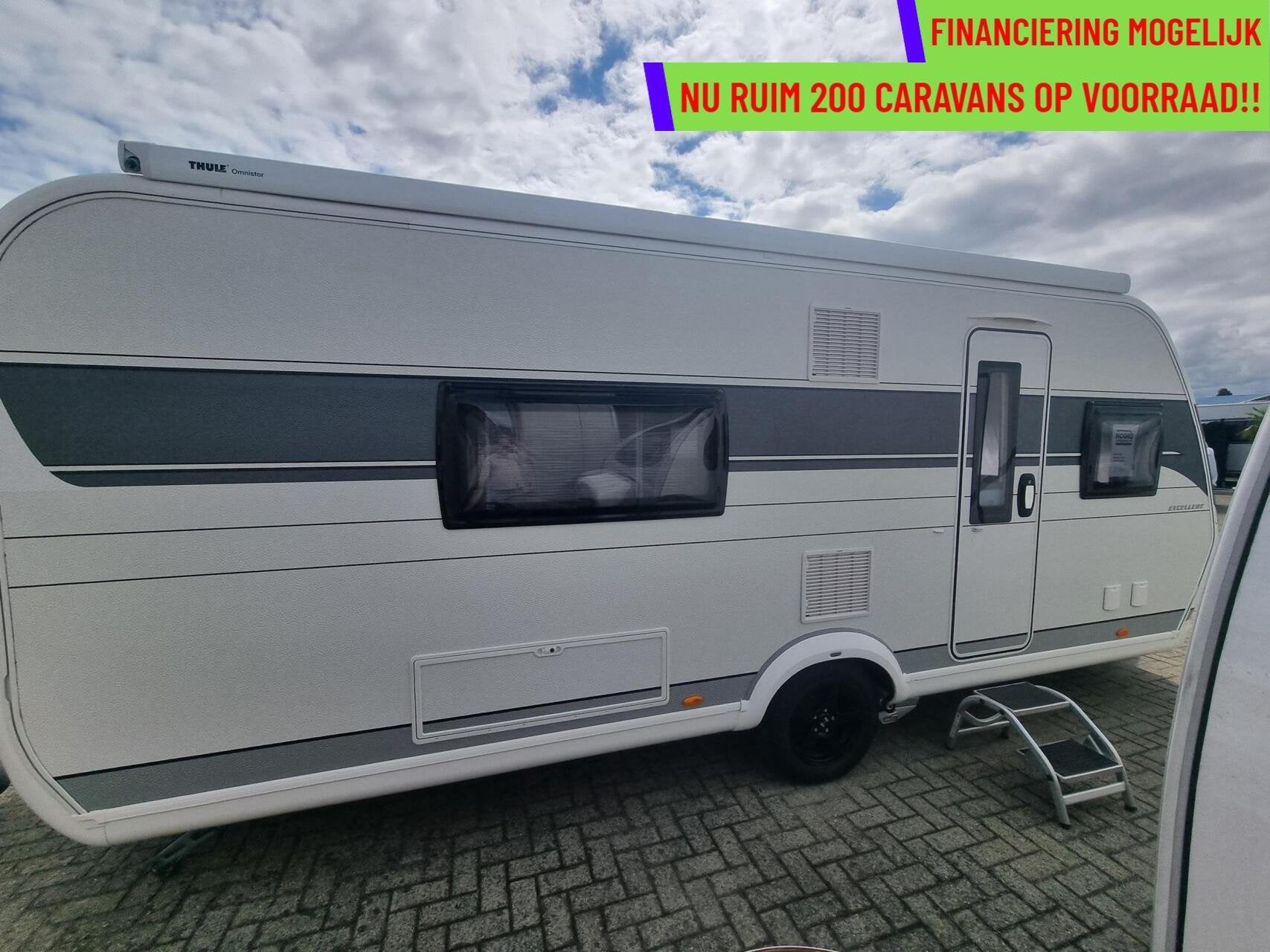 Hobby 560 WFU excellent MOVER + BADKAMER + AIRCO+CASS LUIFEL, Rondzit, Hobby, 7 tot 8 meter, Bedrijf