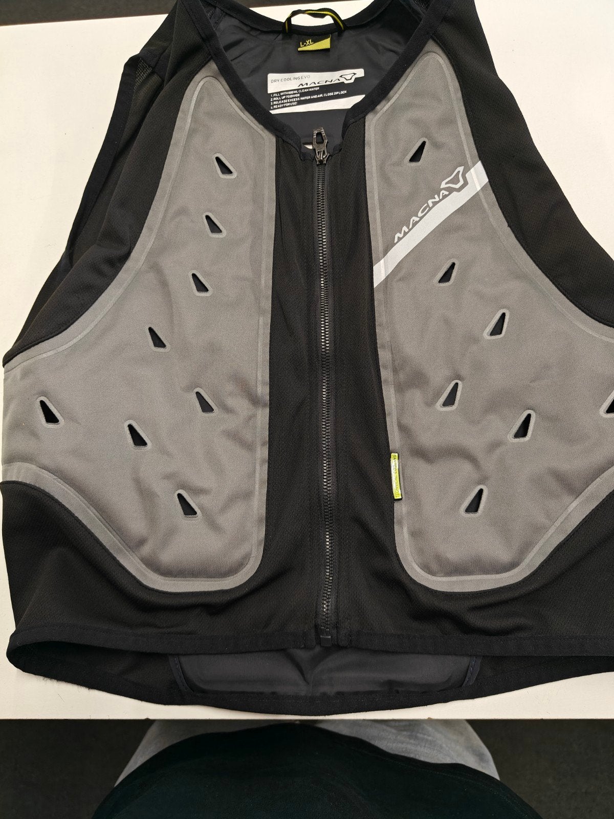 Macna Cooling vest L/XL, Ophalen of Verzenden, Nieuw zonder kaartje, Macna