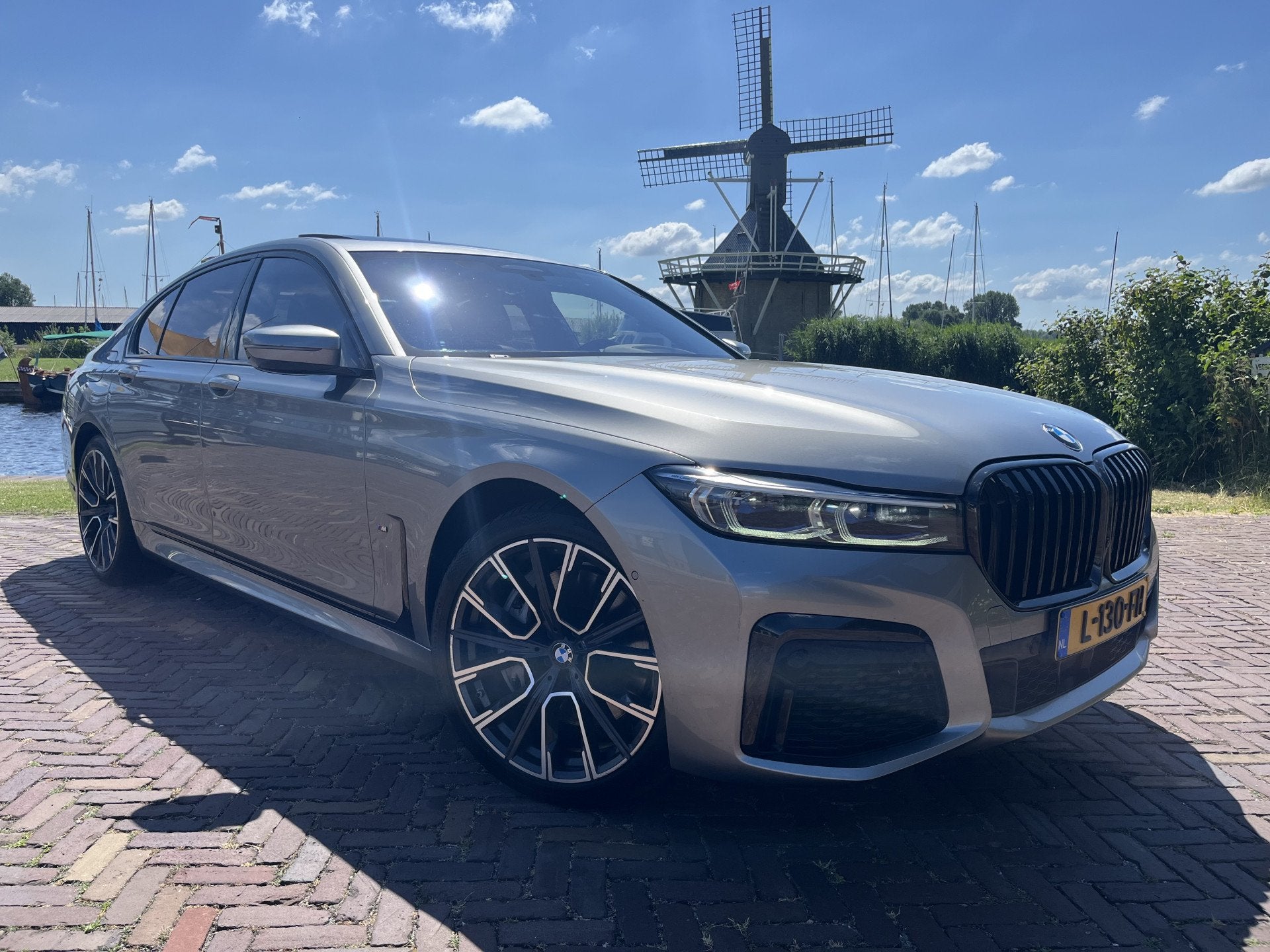 BMW 7 Serie 745e High Executive M-Sport/ Schuif-kantel dak /, Auto's, BMW, Automaat, Achterwielaandrijving, Gebruikt, Euro 6