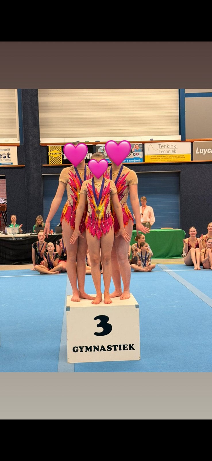 Trio acropakjes te koop!!, Kleding | Dames, Sportkleding, Meerkleurig, Overige typen, Ophalen of Verzenden, Zo goed als nieuw