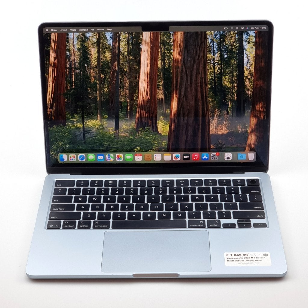 Macbook Air 2025 M4 13 Inch 16GB 256GB | Accu: 100%, Computers en Software, Apple, Zo goed als nieuw, Support@apple.com, One Apple Park Way
Cupertino, CA 95014
United States