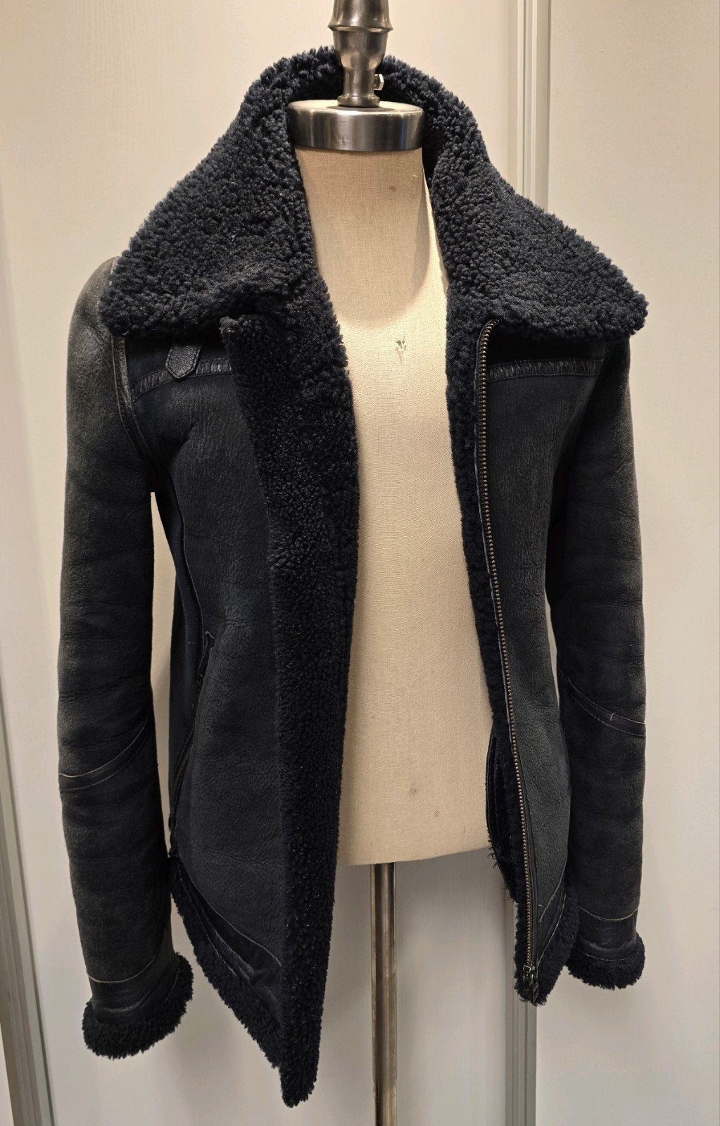 Donkerblauwe heren lammy coat pilotenjas Goosecraft - maat S, Kleding | Heren, Blauw, Goosecraft, Ophalen of Verzenden, Gedragen