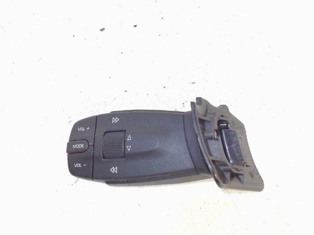 Radio bediening Seat Ibiza, Auto diversen, Autoradio's, Ophalen of Verzenden, Van der Ven Autorecycling B.V., Onderdelen@venauto.nl