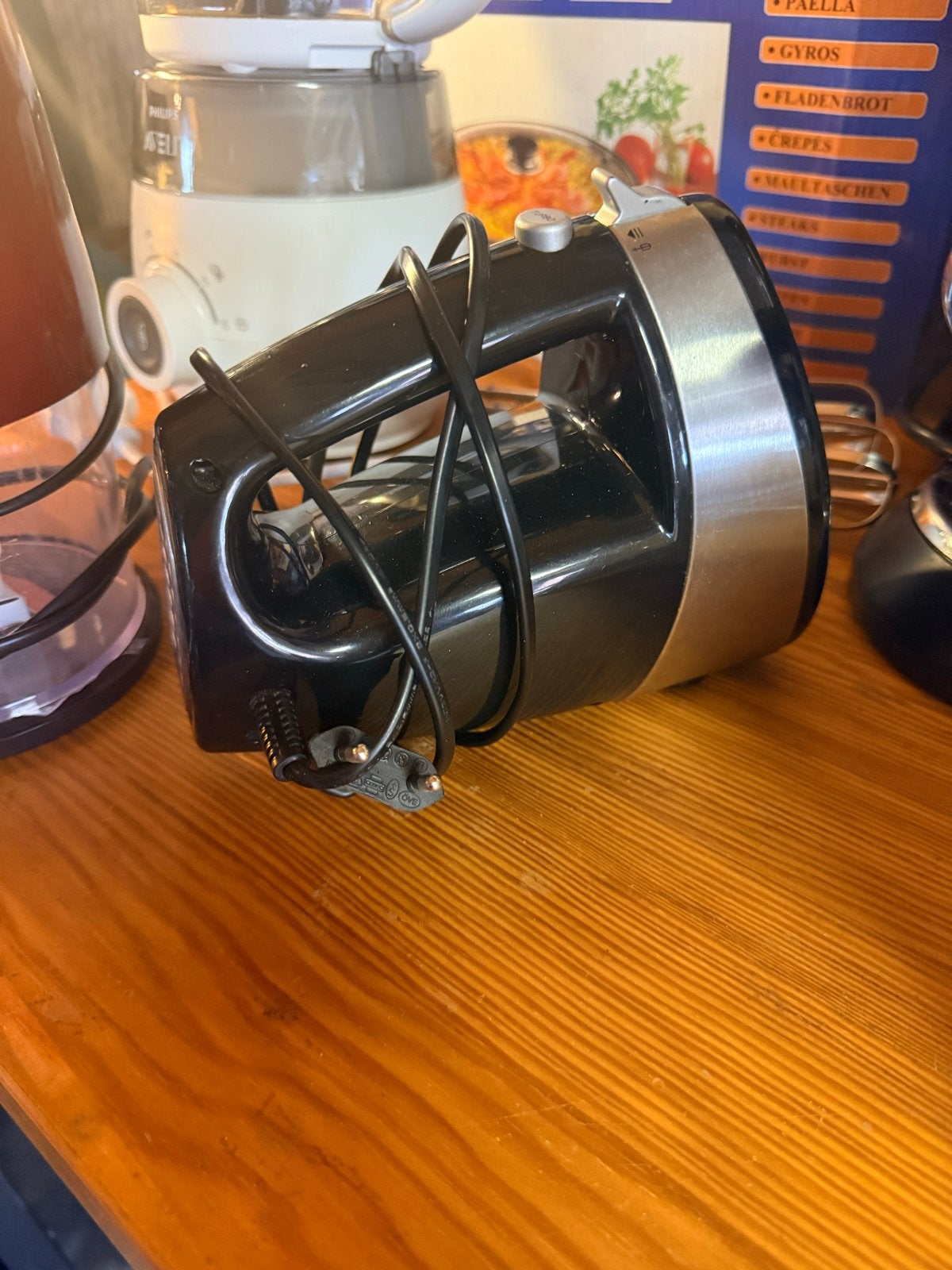 Handmixer met turbofunctie, Ophalen of Verzenden, Gebruikt, 3 snelheden of meer