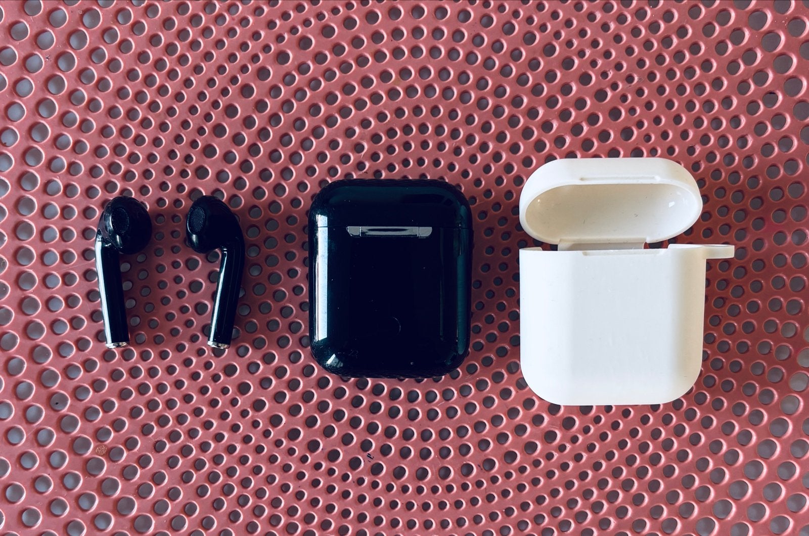 Draadloze oordopjes met oplaadcase en hoesje, Ophalen, Gebruikt, Overige typen, Apple