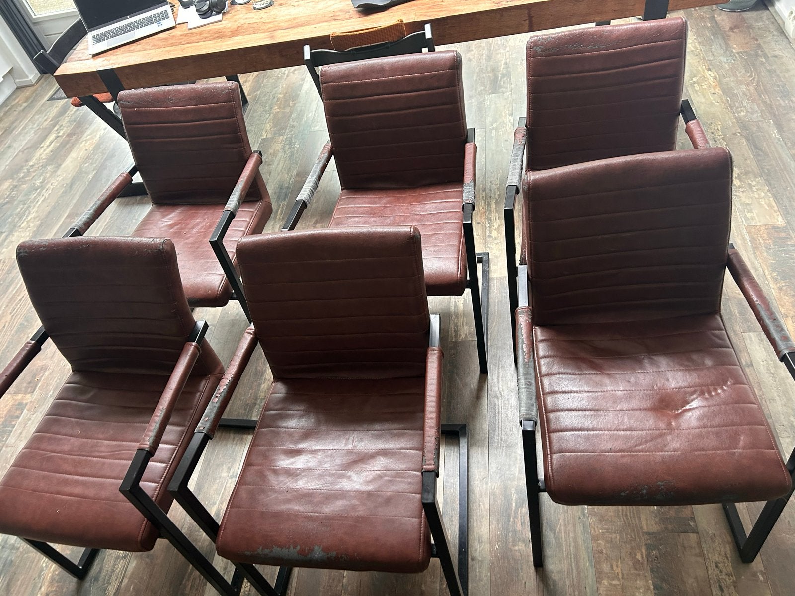 Gratis af te halen; Set van 6 bruine eetkamerstoelen, Huis en Inrichting, Stoelen, Ophalen, Gebruikt, Bruin, Leer