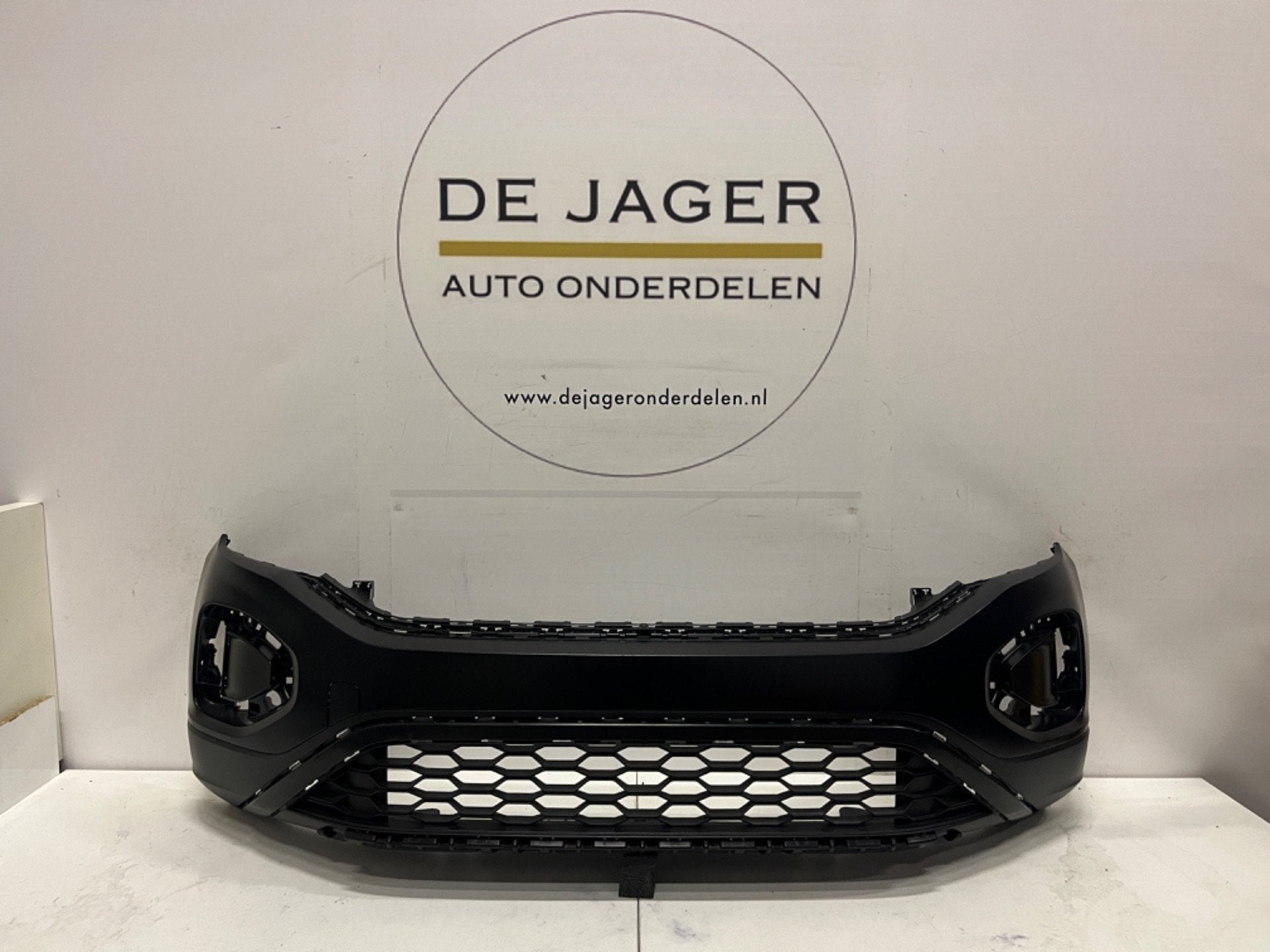 VW 2GA T-ROC T ROC FACELIFT VOORBUMPER BUMPER 2GA807221Q 22-, Gebruikt, Volkswagen AG, Bumper, Berliner Ring 2
38440  Wolfsburg, DE