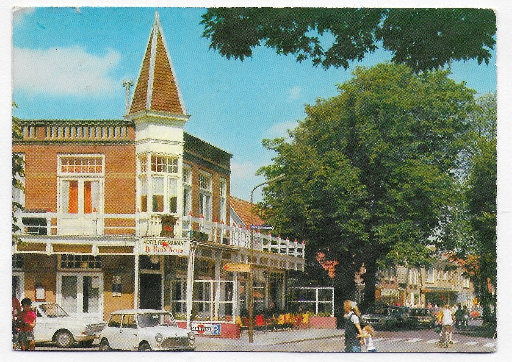 Schoorl Heereweg Centrum Gelopen Ansichtkaart ( B4269 ), Verzamelen, Ophalen of Verzenden, 1980 tot heden, Gelopen, Noord-Holland