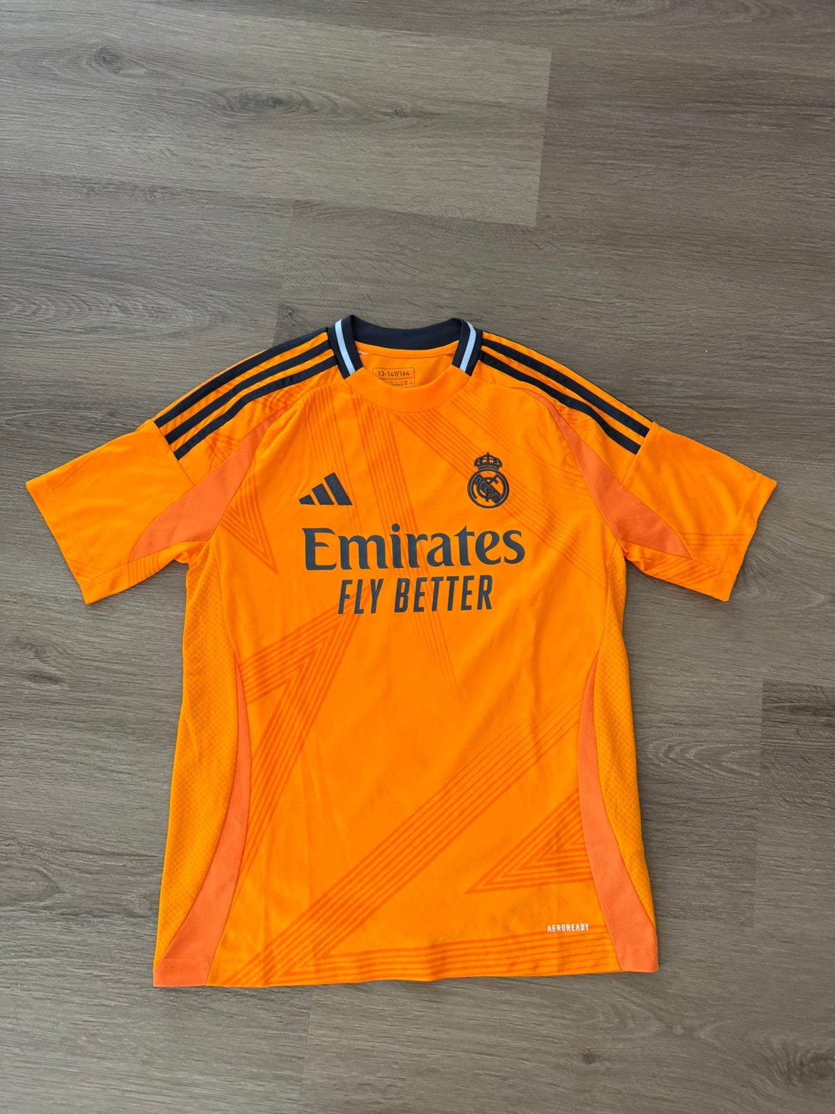 officiële adidas Real Madrid uitshirt 2024/2025 maat 164, Kinderen en Baby's, Ophalen of Verzenden, Nieuw, Jongen of Meisje