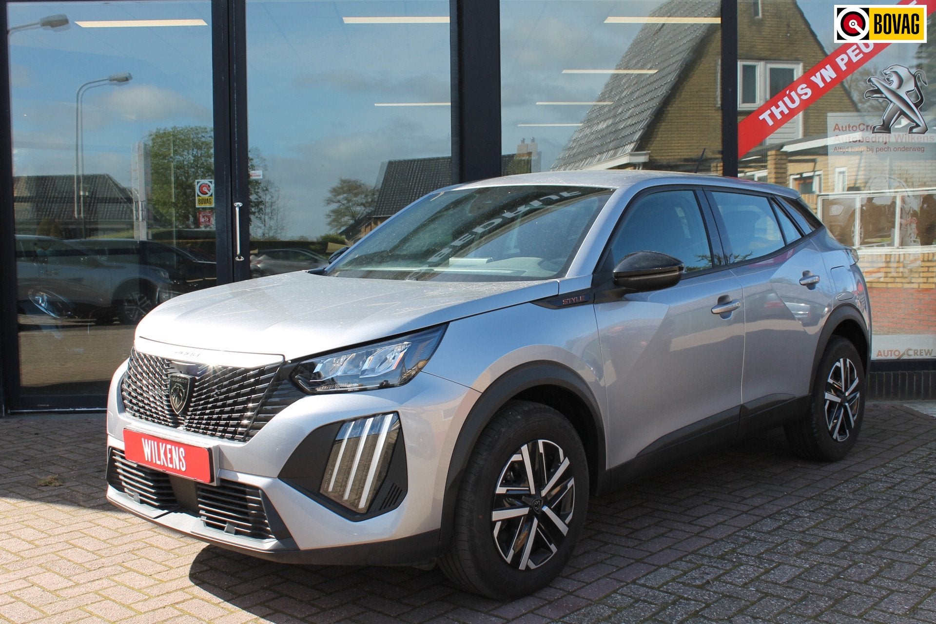 Peugeot 2008 1.2 Hybrid 136 Style Cruise/Lmv/Automaat!, 1272 kg, Gebruikt, 1199 cc, Bedrijf