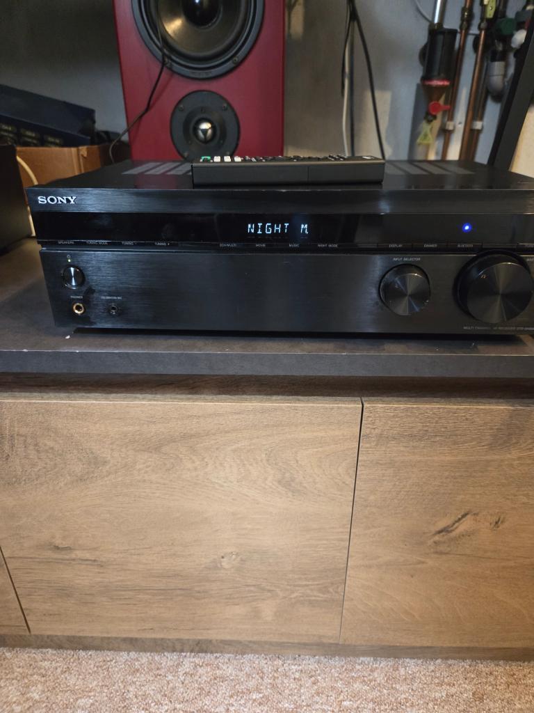 Sony STR -DH590 Receiver met bluetooth en hdmi, Ophalen of Verzenden, Zo goed als nieuw, Sony, 120 watt of meer