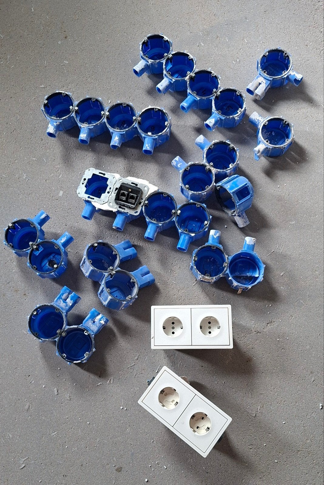 Inbouw contactdozen / hollewanddozen diverse maten, Ophalen, Gebruikt, Stopcontact