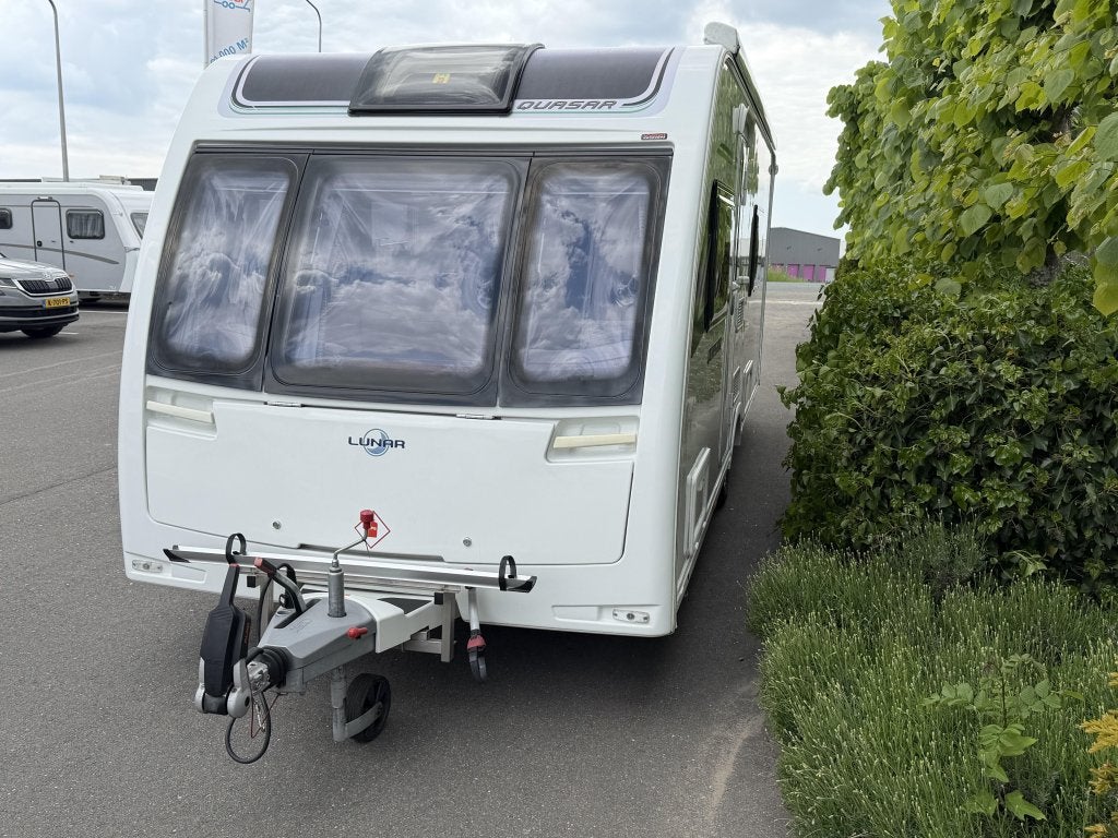 Lunar Quasar 554 Mover,luifel,Truma combi 4 aparte badkamer, Standaardzit, Bedrijf, Schokbreker, 5 tot 6 meter