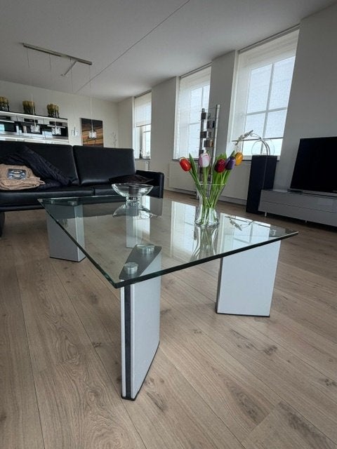 Salontafel met glazen blad, Huis en Inrichting, Ophalen, Gebruikt, 100 tot 150 cm, Design