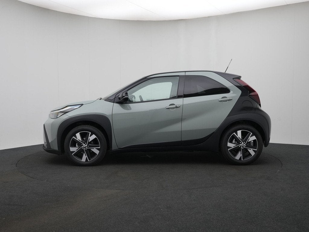 Toyota Aygo X Hybrid 115 pulse | Easy Pack | (bj 2026), Stof, 4 stoelen, 116 pk, 26 km/l
