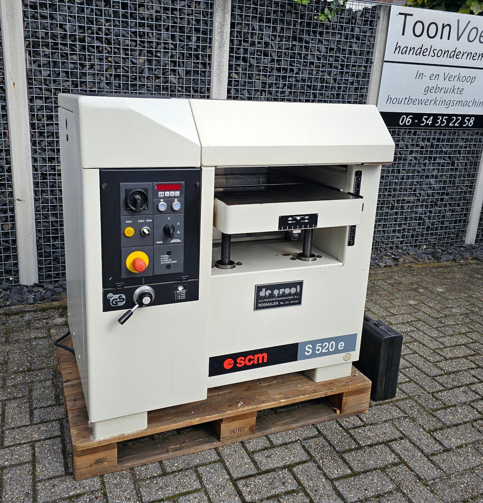 Vandiktebank SCM S520E Elektrisch hoog  / laag, Ophalen, Gebruikt