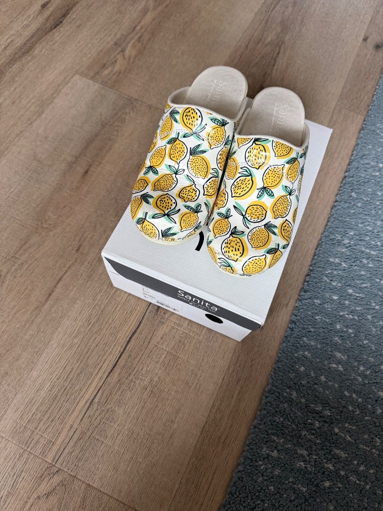 Medische  klompen lemon maat 37, Kleding | Dames, Schoenen, Geel, Ophalen of Verzenden, Zo goed als nieuw, Werkschoenen