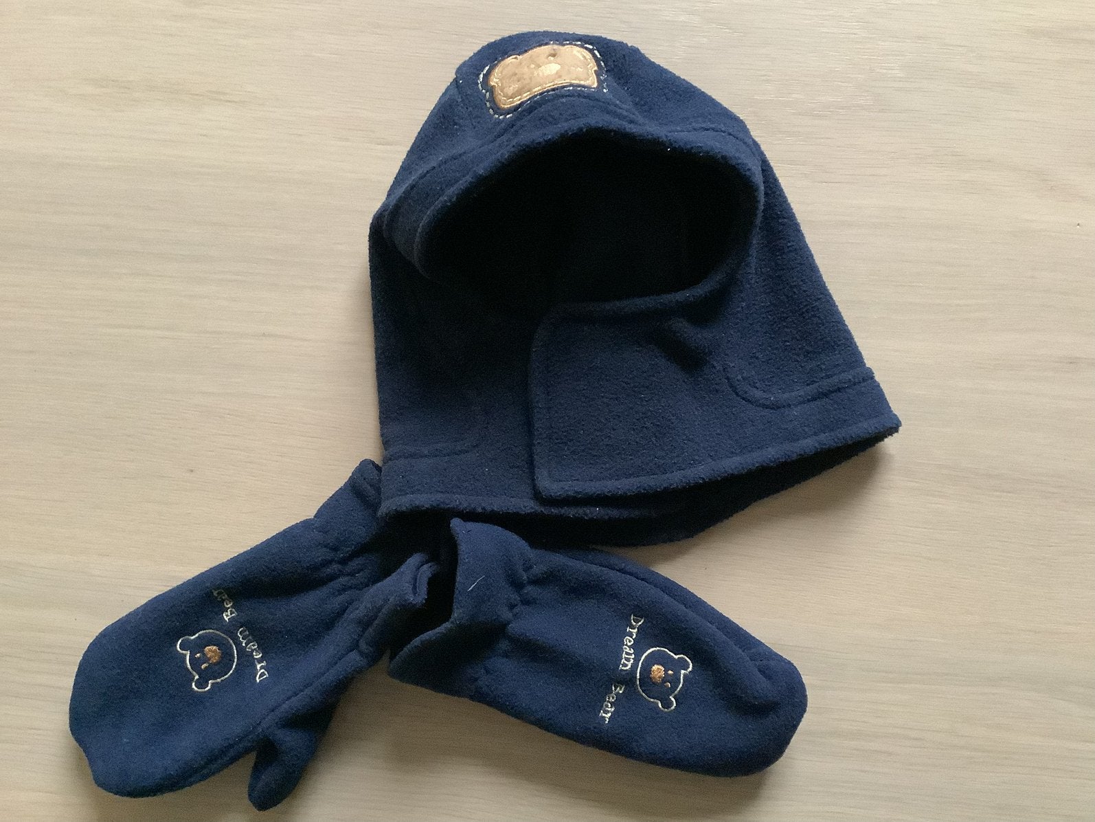 Fleece mutsje met bijpassende handschoentjes, Kinderen en Baby's, Babykleding | Mutsen, Sjaals en Wanten, Ophalen of Verzenden