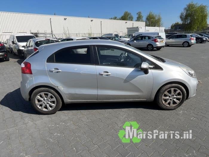 Kokerbalk rechts van een Kia Rio, Auto-onderdelen, -, -, Ophalen of Verzenden, -