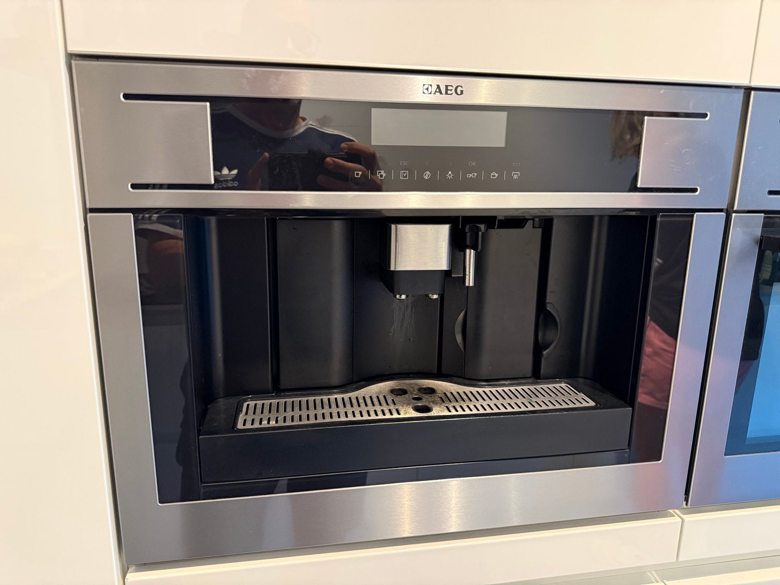 Inbouw AEG Koffiemachine - PE4571-M, 10 kopjes of meer, Koffiemachine, Koffiebonen, Niet werkend