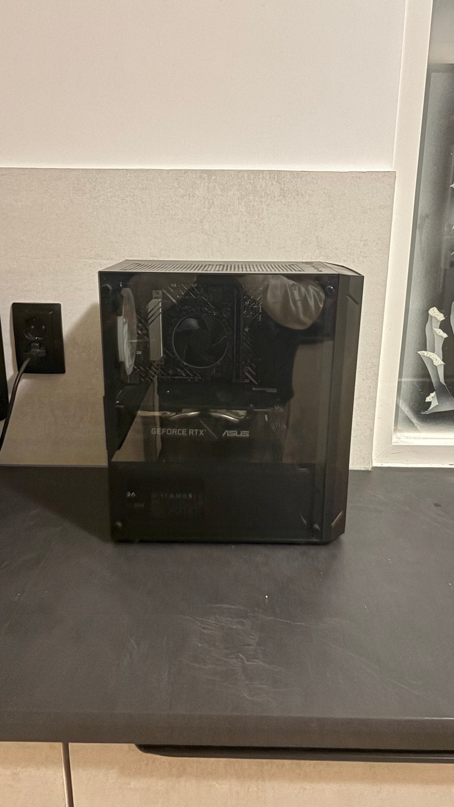 een hele beginner PC setup! PC, mic, koptelefoon, muis, Computers en Software, Gebruikt, Ophalen of Verzenden, Gaming, SSD