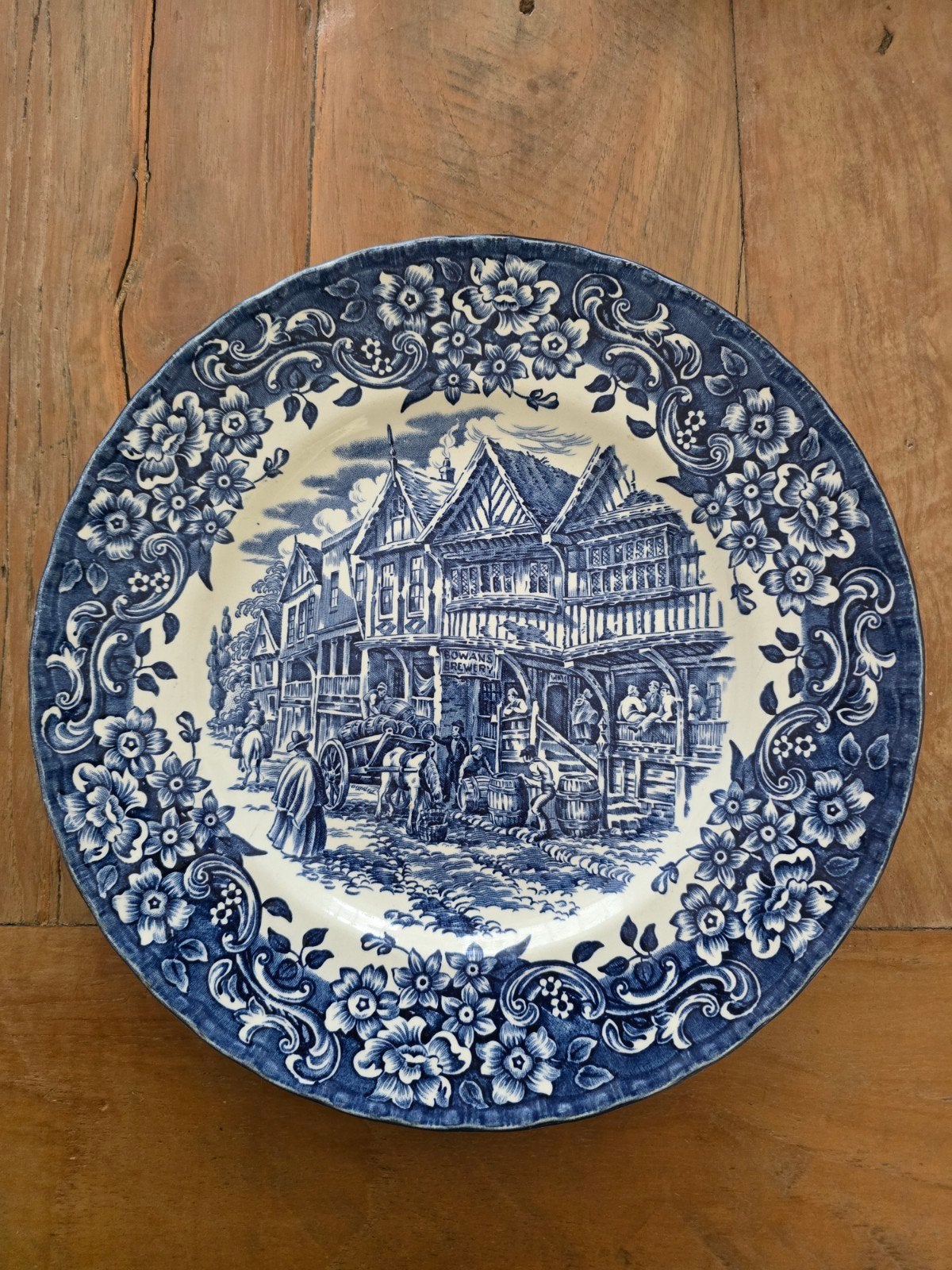 Royal Tudor Ware 17th Century England decoratief bord, Ophalen of Verzenden