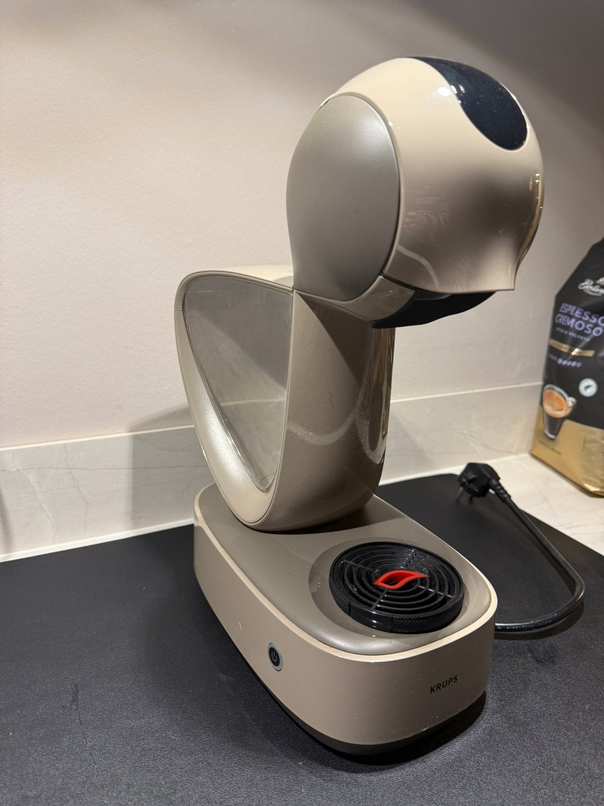 Dolce gusto, Ophalen, Zo goed als nieuw, Koffiemachine