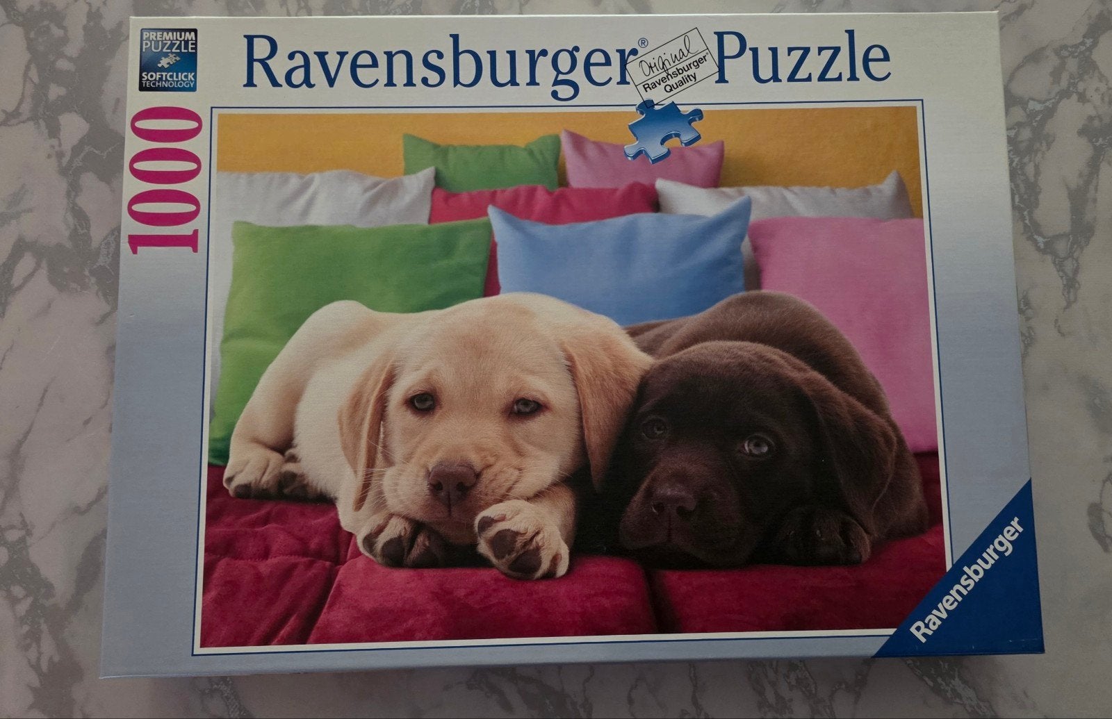 Puzzel Ravensburger Puppy's Labrador gold en choco 1000 st., Ophalen of Verzenden, 500 t/m 1500 stukjes, Gebruikt, Legpuzzel
