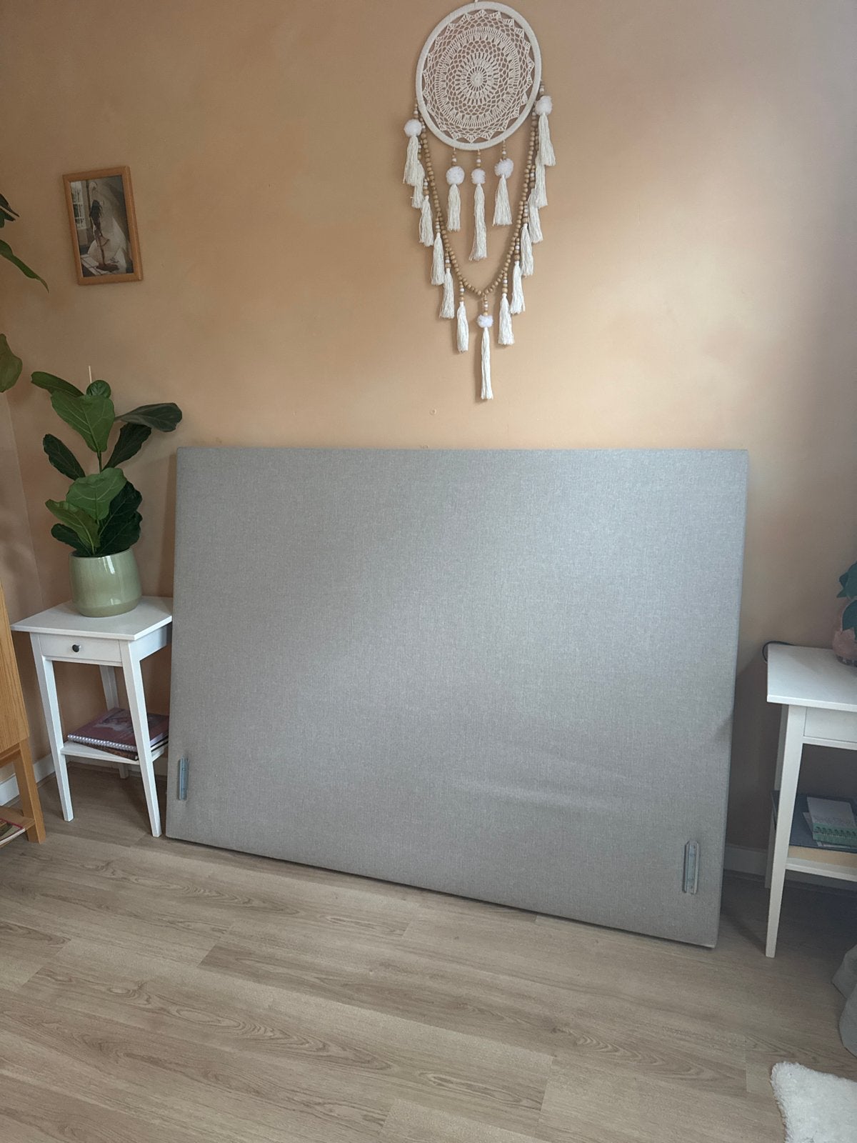 GRATIS Stijlvol hoofdbord voor tweepersoonsbed - Grijs stof, Ophalen, Tweepersoons, Zo goed als nieuw, 180 cm