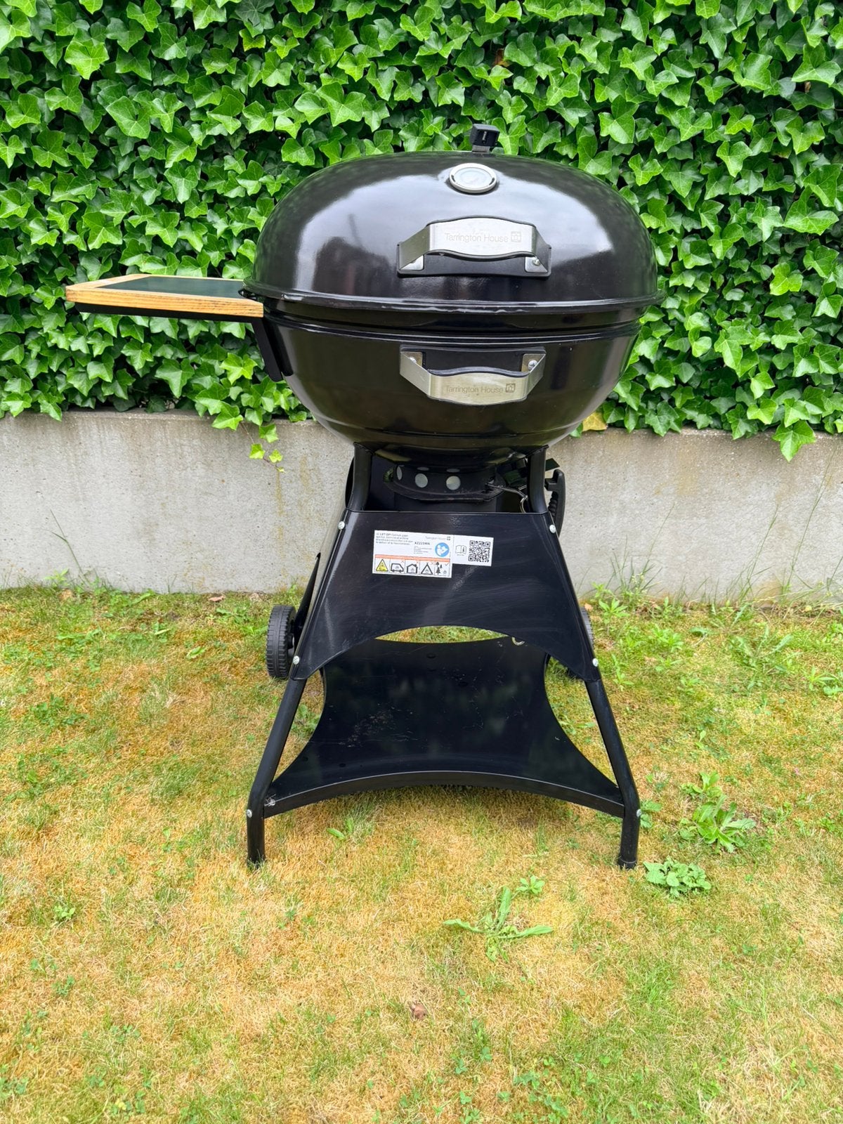 BBQ Tarrington House, Tuin en Terras, Houtskoolbarbecues, Zo goed als nieuw, Ophalen