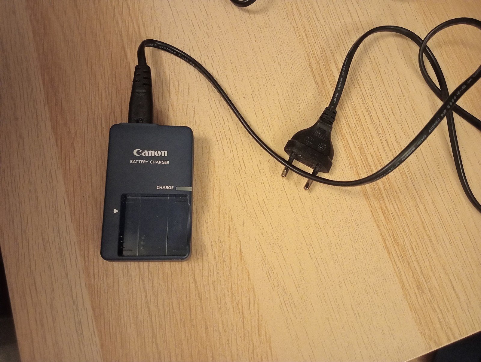 Canon battery charger CB-2LVE  NB-4L accu, Audio, Tv en Foto, Fotografie | Accu's en Batterijen, Gebruikt, Acculader, Canon, Canon