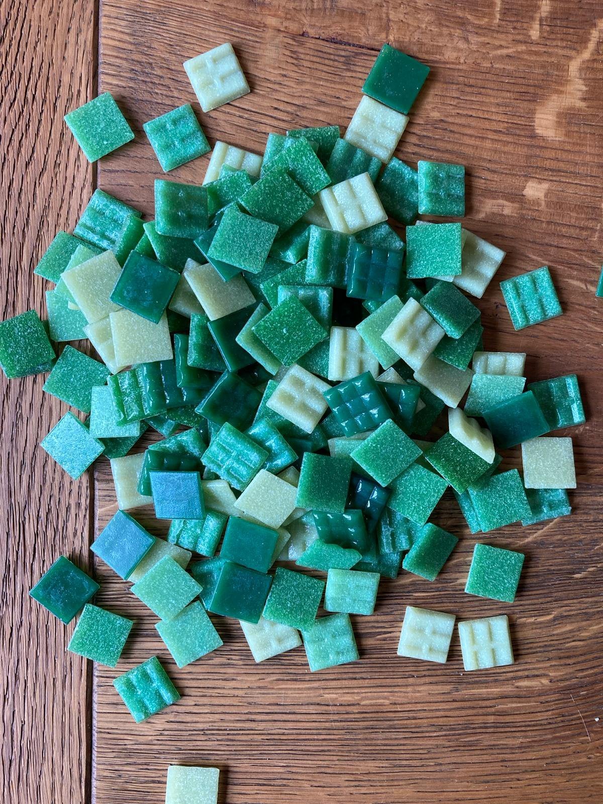 Mozaiek steentjes mix groen 2 cm 500 gram!, Ophalen of Verzenden, Zo goed als nieuw