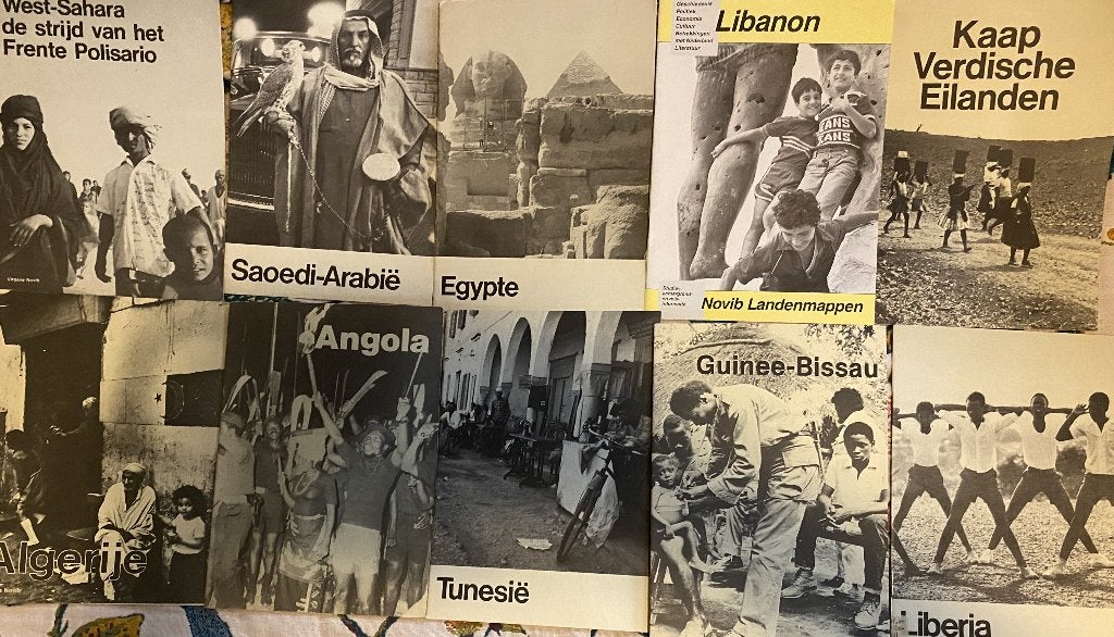 10 landenmappen van Novin jaren 70-80 Midden-Oosten, Gelezen, Diverse auteurs, Ophalen of Verzenden, Politiek en Staatkunde
