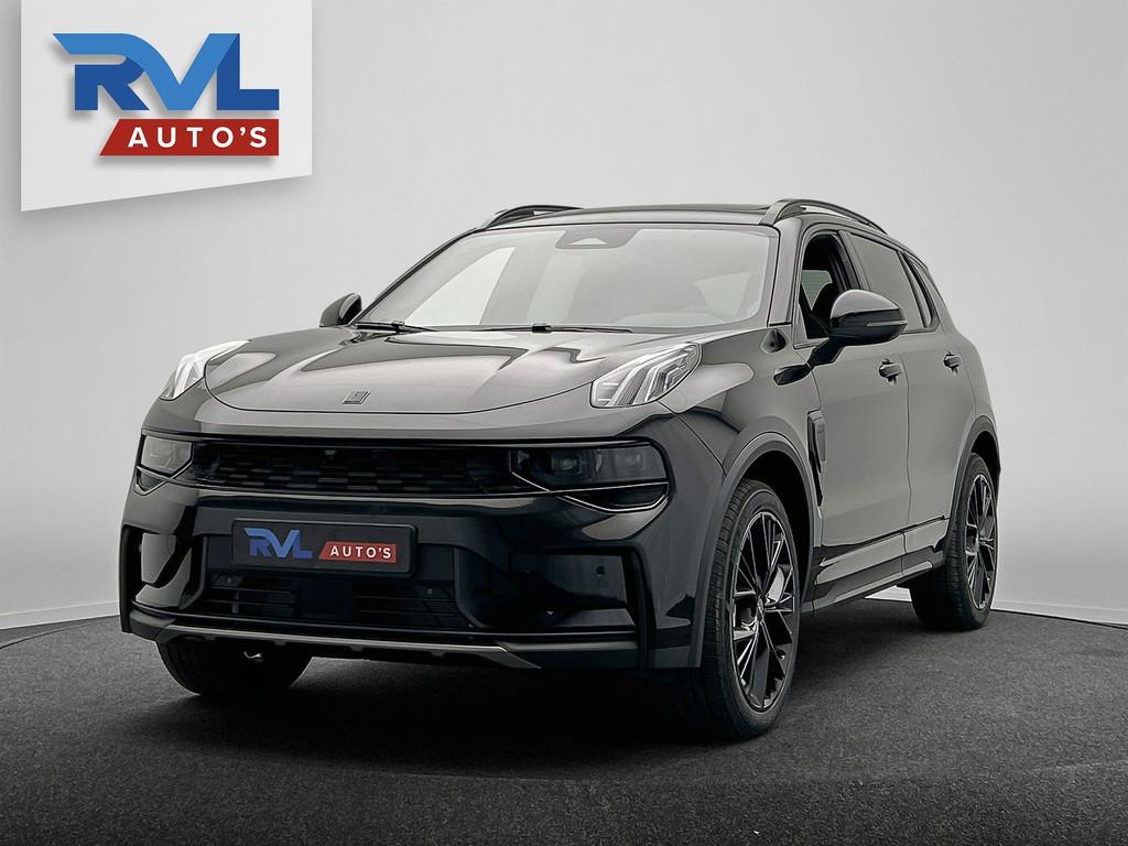 Lynk & Co 01 1.5 Core More Leder | Pano | Stoel+Stuurwielver, Auto's, Lynk & Co, 4 cilinders, Zwart, Bedrijf, 1835 kg